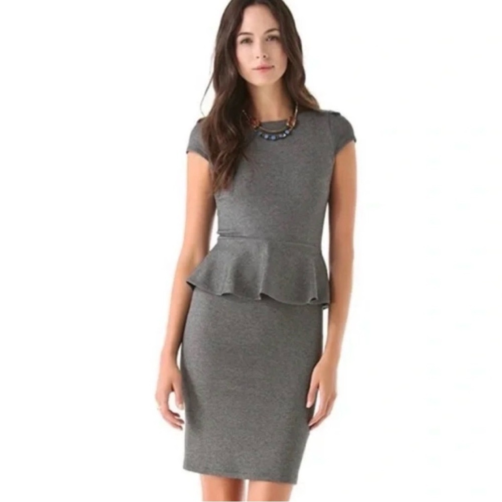 Alice + Olivia Adeline Peplum Dress • Heather Grey Cap Sleeve Work Gown Size 2